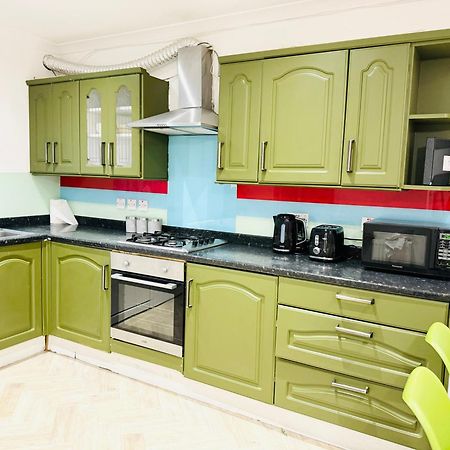5Br House, Free Parking Offa12, Contractor, Big Families, Relocation Vila Redbridge Exterior foto
