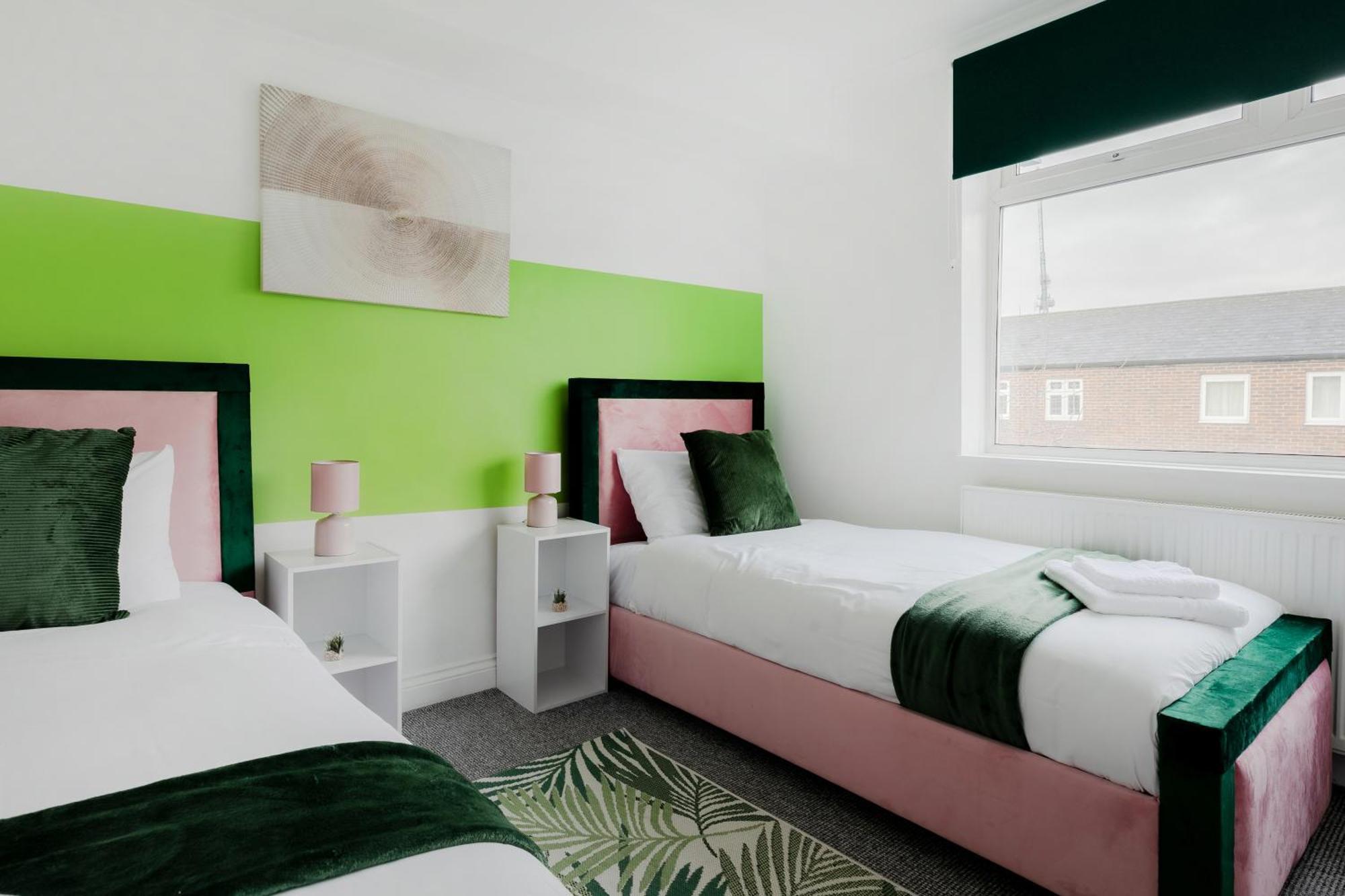 5Br House, Free Parking Offa12, Contractor, Big Families, Relocation Vila Redbridge Exterior foto
